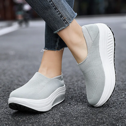SoftFlex Orthopedic Support Sneakers