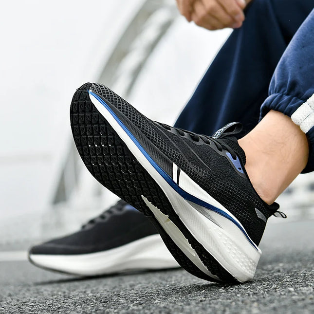 New friction sound carbon plate couple running shoes for male students shock-absorbing marathon sports shoes for female students