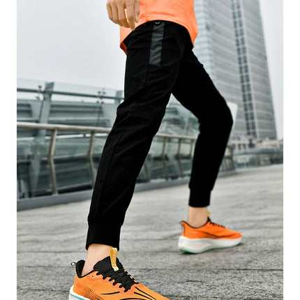 New friction sound carbon plate couple running shoes for male students shock-absorbing marathon sports shoes for female students